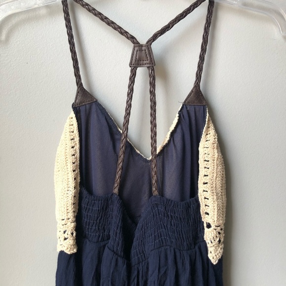 Double Zero Boho Crochet, Navy Ruffled Top Sz  M - Picture 7 of 9